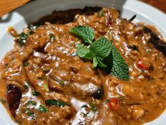 新加坡肉碎炒茄子-默加东南亚美食(大宁音乐广场店)