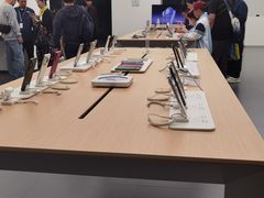 -华为授权体验店(中山公园来福士)