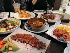 -新鲜誌·新派食集(万象天地店)