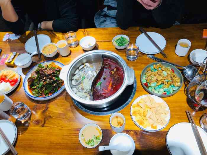 鑫巴蜀·食神牛肉火锅(回龙观店)-"今天我儿子的好朋友过生日!