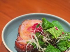猪肉酸菜-MAGPIE喜鹊派餐厅(华侨城店)