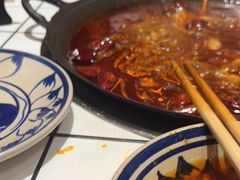 -旧街市鲜货老火锅(大光路店)