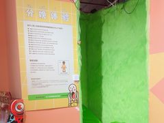 -不可思议减压馆·解压博物馆·摔碗发泄·团建定制