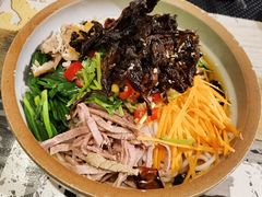 干拌米线-滇越乘象云南餐厅(豆各庄店)