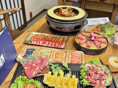 -青瓦餐厅·生鱼片·韩园烤肉(西塔店)