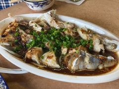 蒸鱼头-下村新强记烧鹅店