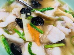 -梅飞酒家(名辉豪庭店)