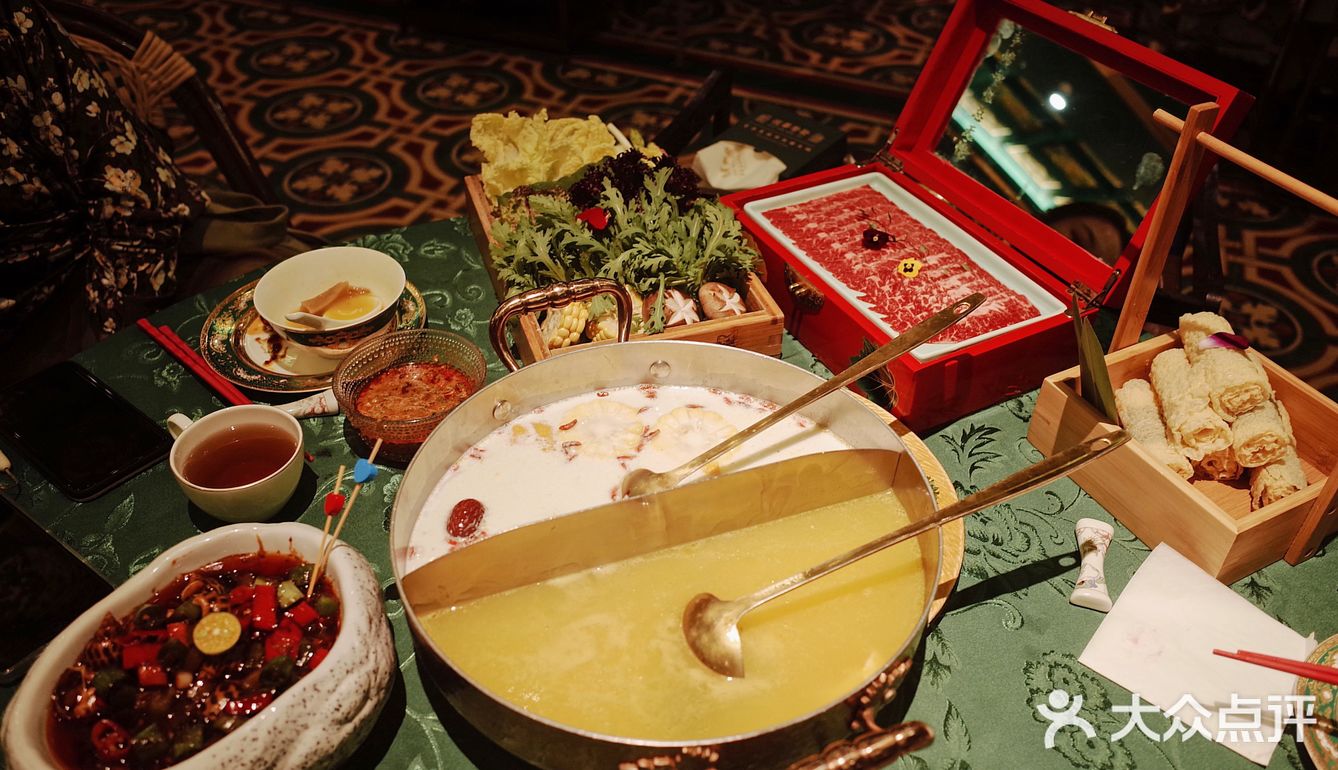 港式复古之冬日暖暖#港式打边炉 「悦华荣发」