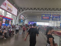 -海口东站