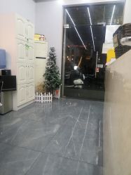 -茶发Salon·烫发染发理发