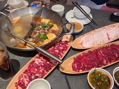-左庭右院鲜牛肉火锅(上海荟聚店)