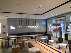 -喜茶(杭州滨江宝龙店)