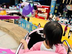 -蓝精灵乐园·世茂精灵之城主题乐园