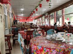 -何适山庄 ·可团建(水长城P2停车场店)