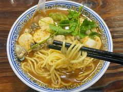 -亚忠小吃店(曾厝垵店)
