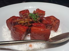 腊笋红烧肉-锦府园(环球港店)