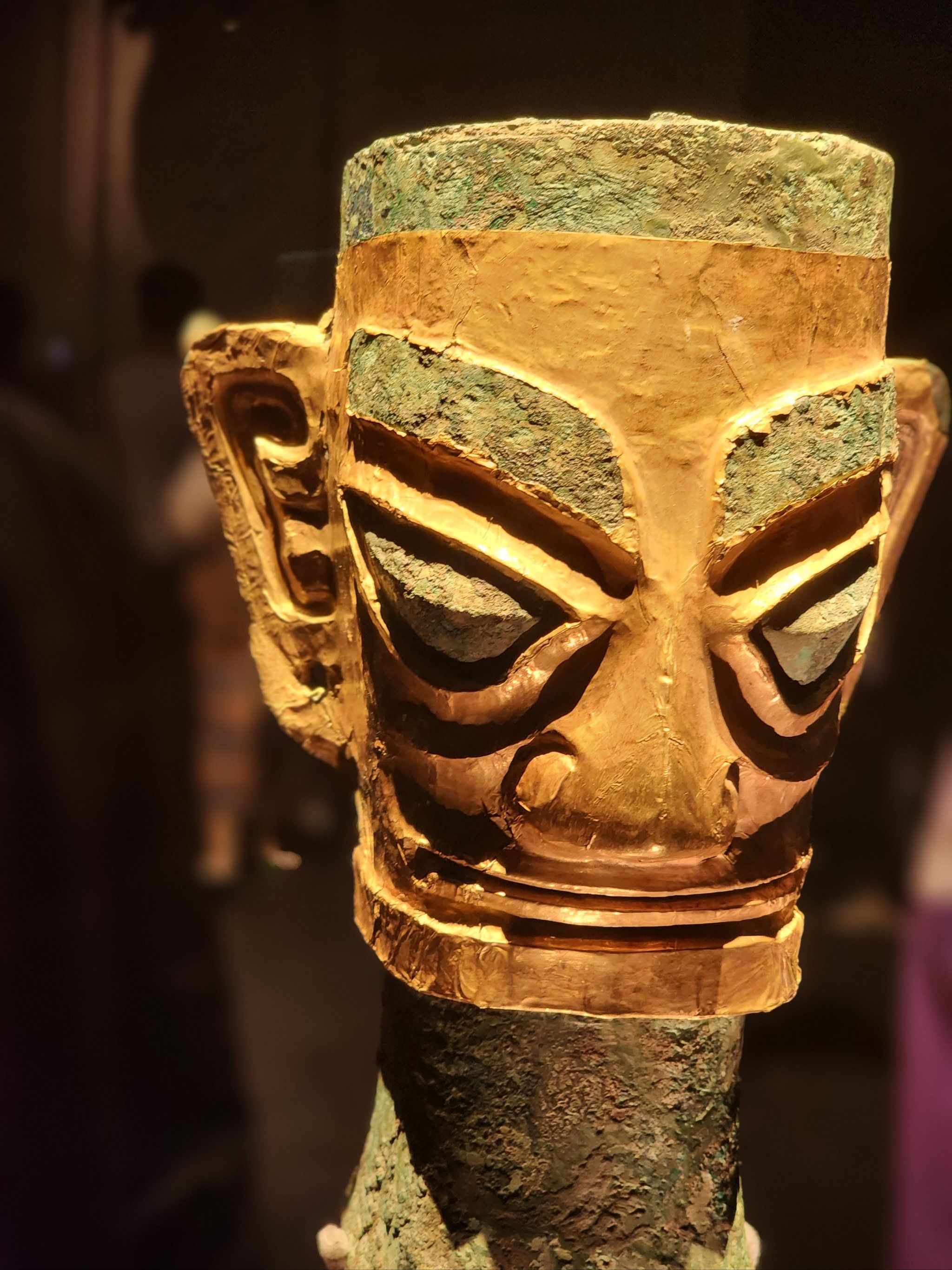 三星堆遗址文物工艺精湛,美轮美奂,令人叹