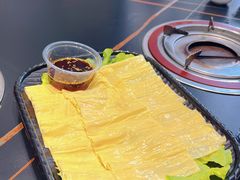 凉拌现做豆油皮-鱼头泡饭·湖北菜·非物质文化遗产(岳家嘴总店)