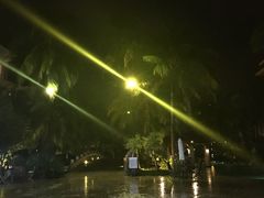 三亚亚龙湾华宇度假酒店(原三亚华宇皇冠假日酒)-三亚亚龙湾雅高美爵酒店