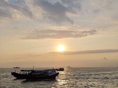 -双月湾情人堤