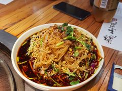 -山河屯铁锅炖(哈西站店)