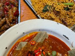喝丢臭豆腐-喝丢一只鞋海鲜烧烤(市场店)