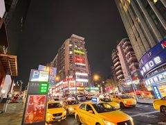 -观音桥步行街