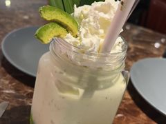 牛油果椰汁斑斓奶昔-Let'sBURGERplus·非常创意汉堡(三里屯店)