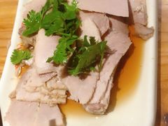 特色肘肉-亮亮面馆(经六路店)