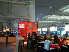 大堂-百事佳烧鸭牛腩(上海虹桥站店)