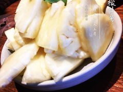 -云海肴·汽锅鸡·云南菜(天山百盛优客店)