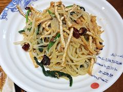 -蓝田九大碗民俗食府(蓝田店)