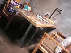 -HIGH FIVE哈福手工汉堡(桂林路店)