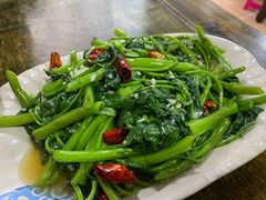 -晏老九豆花饭家常菜(上海城店)