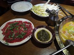 手切鲜牛肉-受气牛肉·重庆耙牛肉(来福士店)