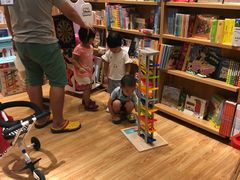 -百新书局(尚悦湾店)