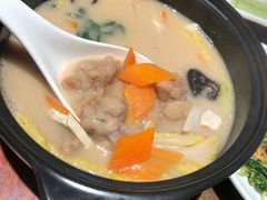 京城酥肉锅-四季民福烤鸭店(西单华威约饭街店)