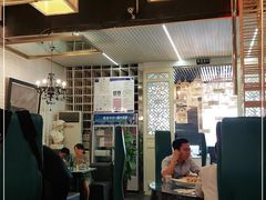 -镜泊湖酒家(兴华街金鼎店)