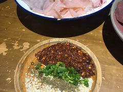-白乐天毛肚火锅馆(解放碑店)