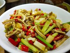 藕尖炒肚丝-小稻田辣椒炒肉(大浪商业中心店)