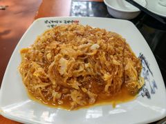 -九妹农家大铁锅东北菜(江湾店)