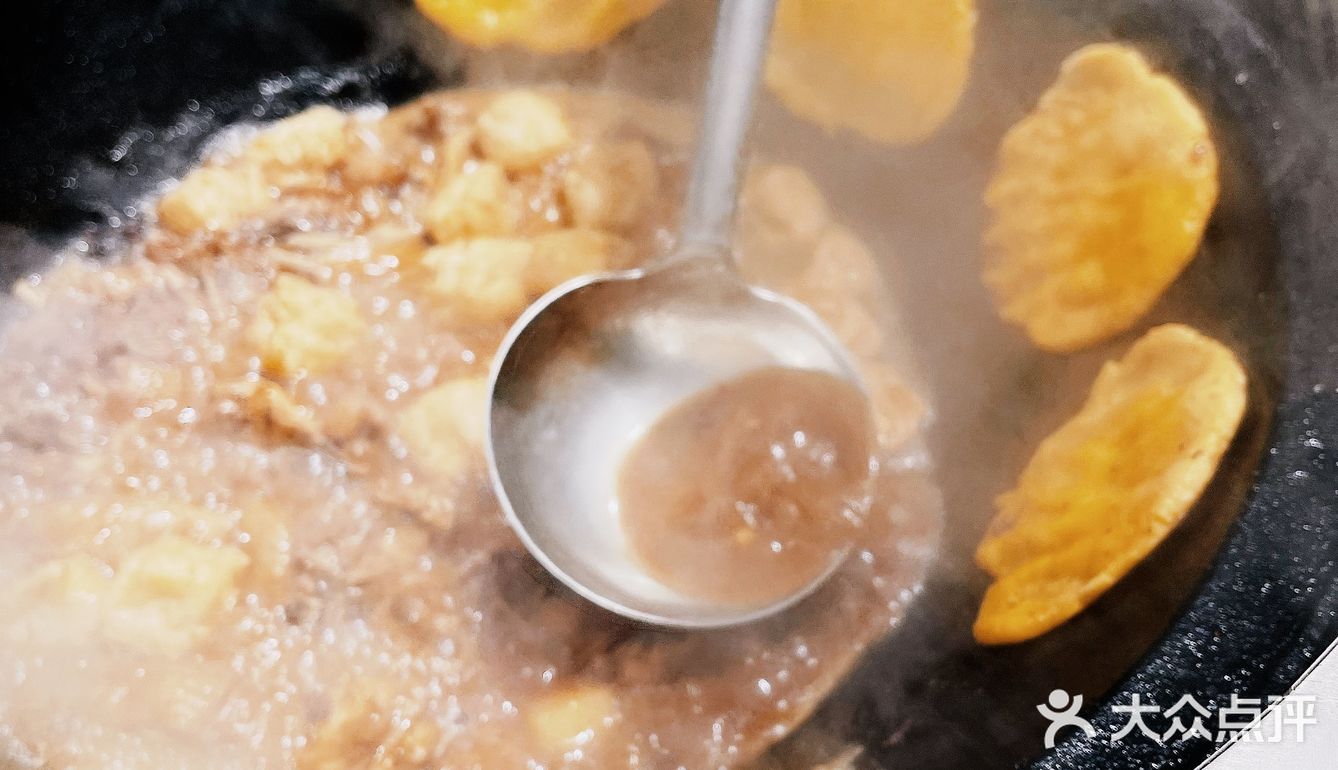 【靓丰缘·柴火灶地道湖北菜】