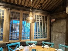 -陌上花开餐厅(云山路店)
