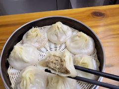 特色鲜肉小笼汤包-笑云开汤包店(网巾市店)