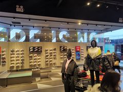 -NIKE品牌体验店(金源新燕莎店)