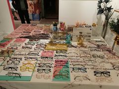 -肆兮眼镜·蔡司·徕卡战略合作店(大坪店)