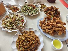 舂核桃-金鸡老字号砂锅口袋豆腐