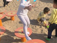 -季高兔窝窝亲子园(上海薰衣草公园店)