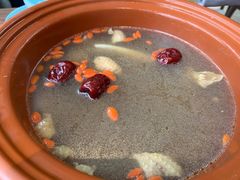 -有红鸡毛店·川菜(建设路店)