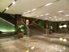 门面-八府香鸭·啫啫煲(华山路店)